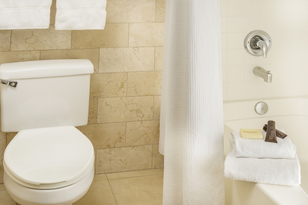 holiday inn and suites barstow