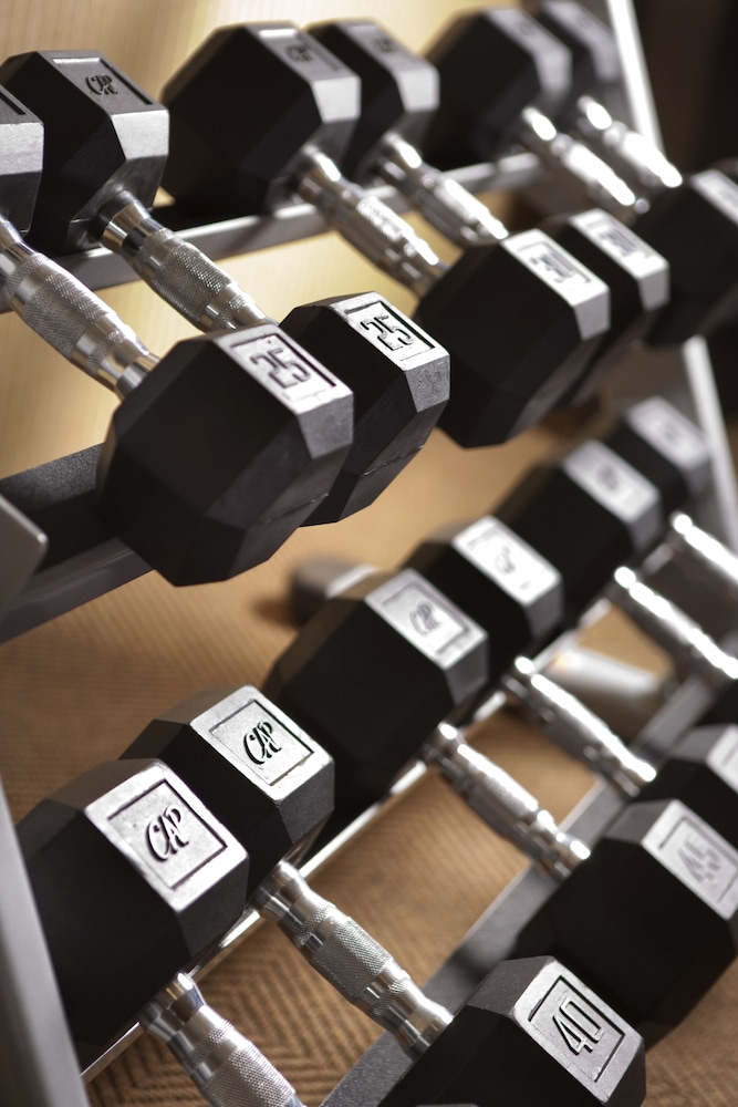 holiday inn and suites barstow