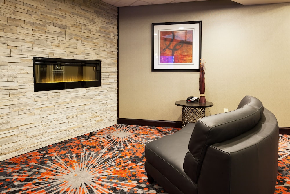 holiday inn express hotel and suites rapid city by ihg