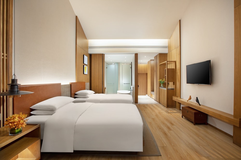 voco thousand island lake by ihg