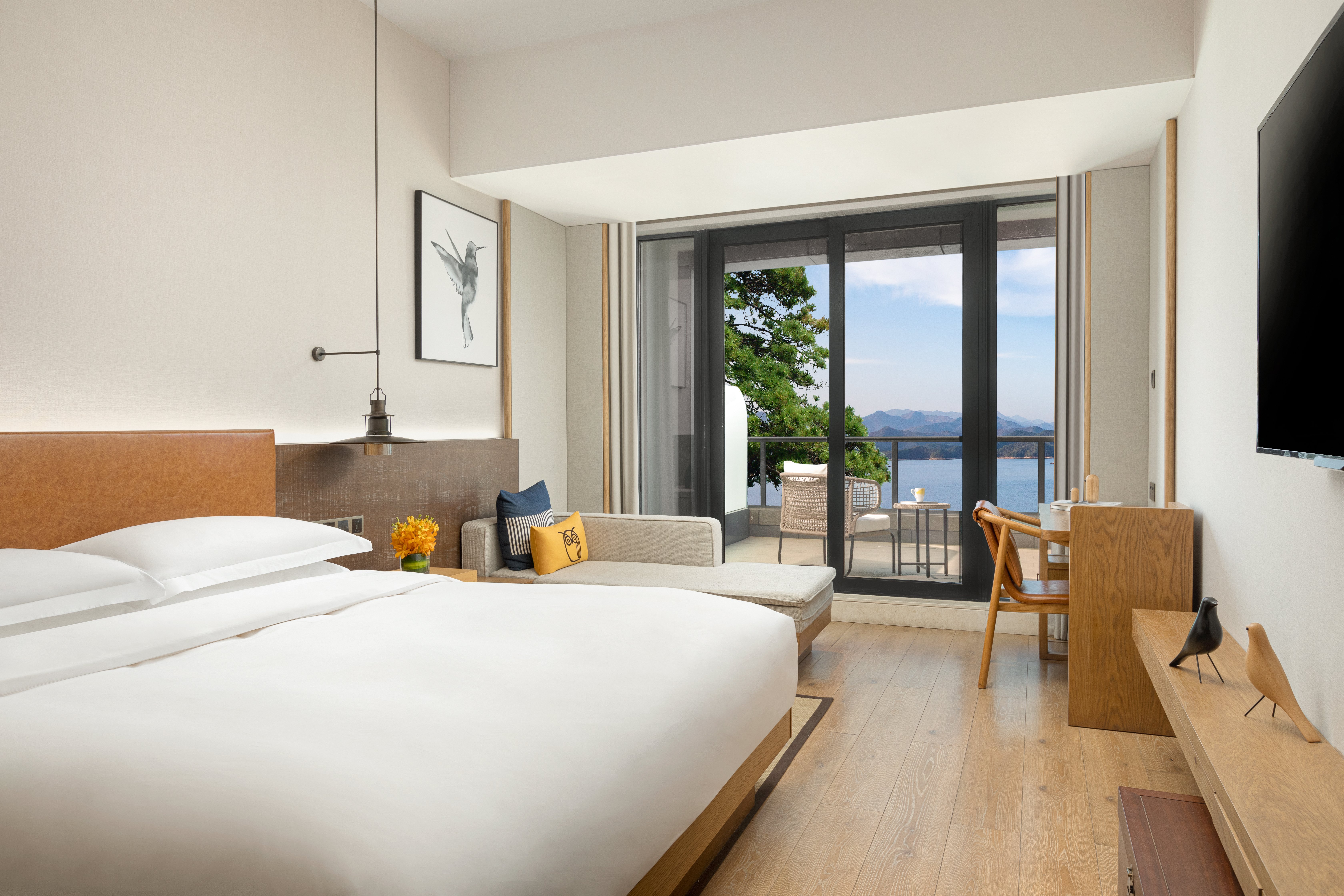 voco thousand island lake by ihg
