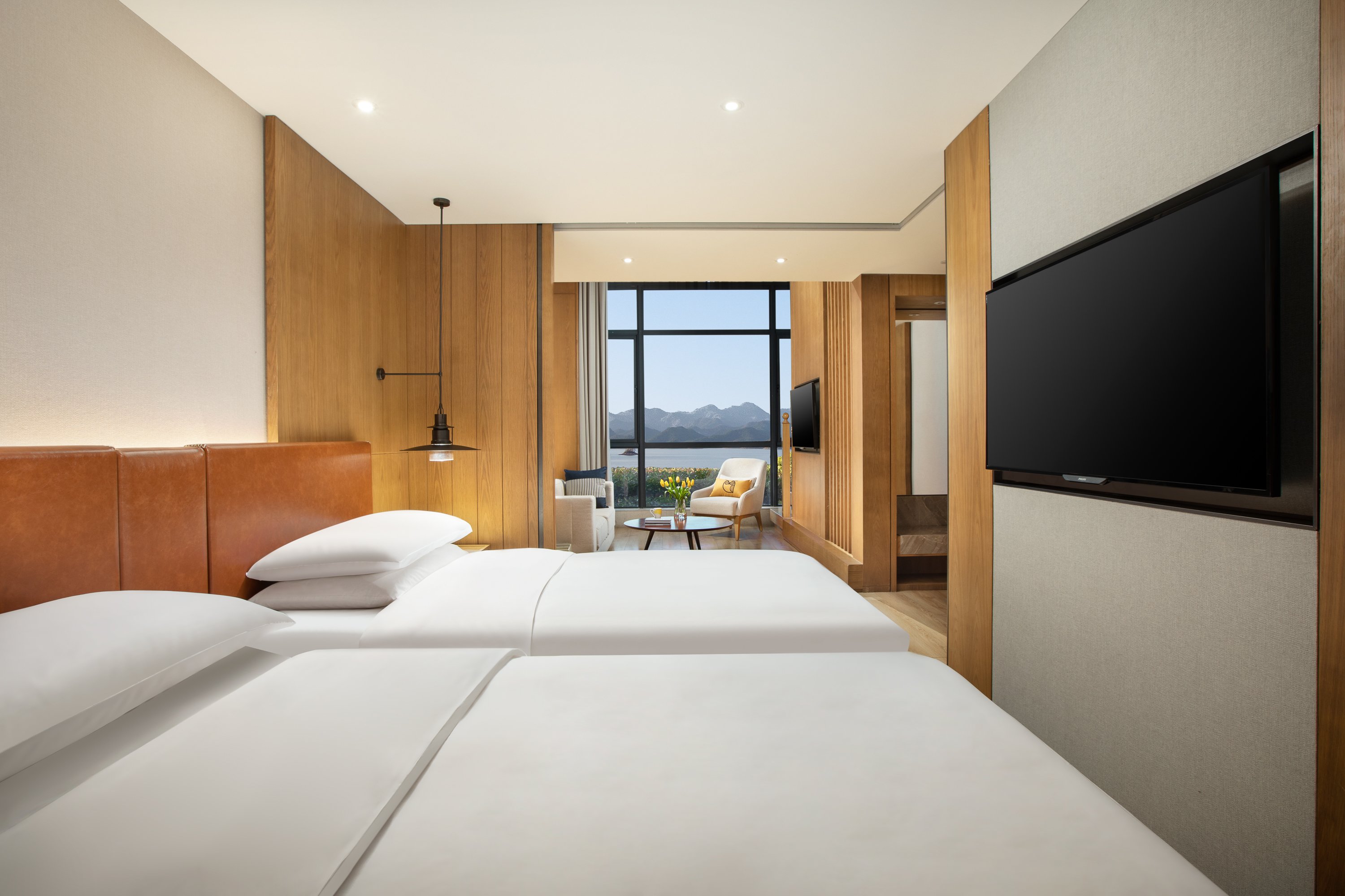 voco thousand island lake by ihg