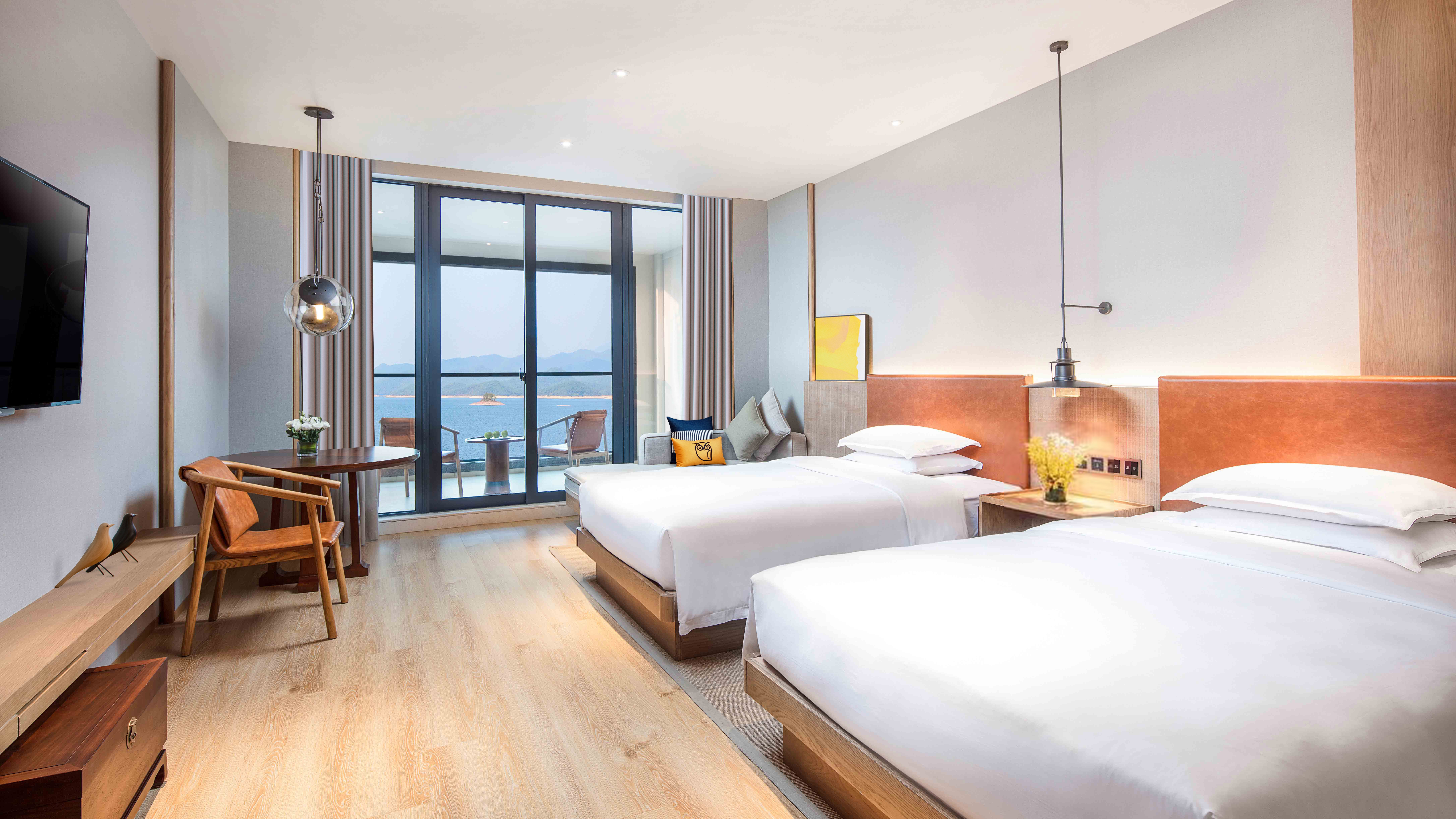 voco thousand island lake by ihg