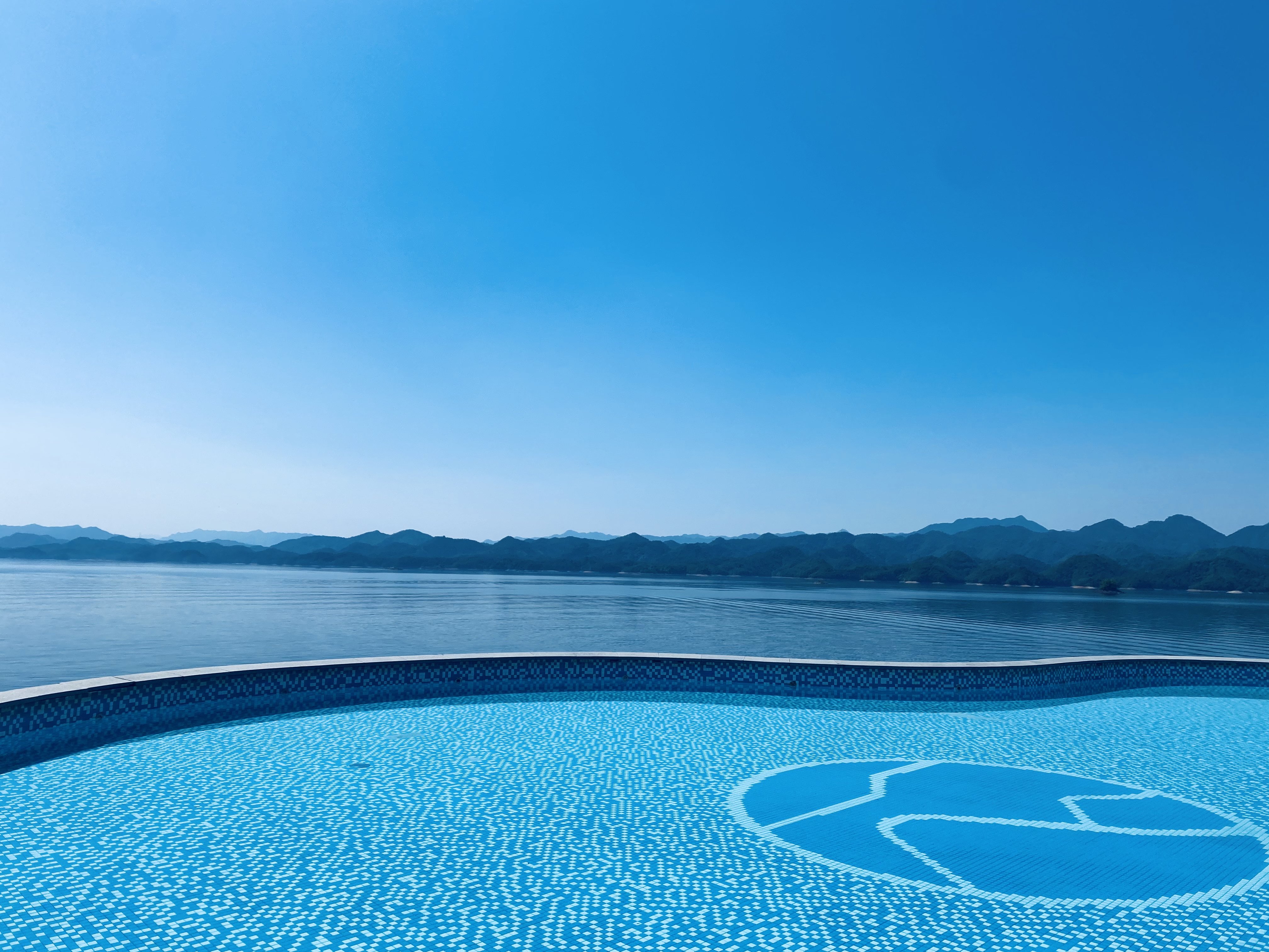 voco thousand island lake by ihg