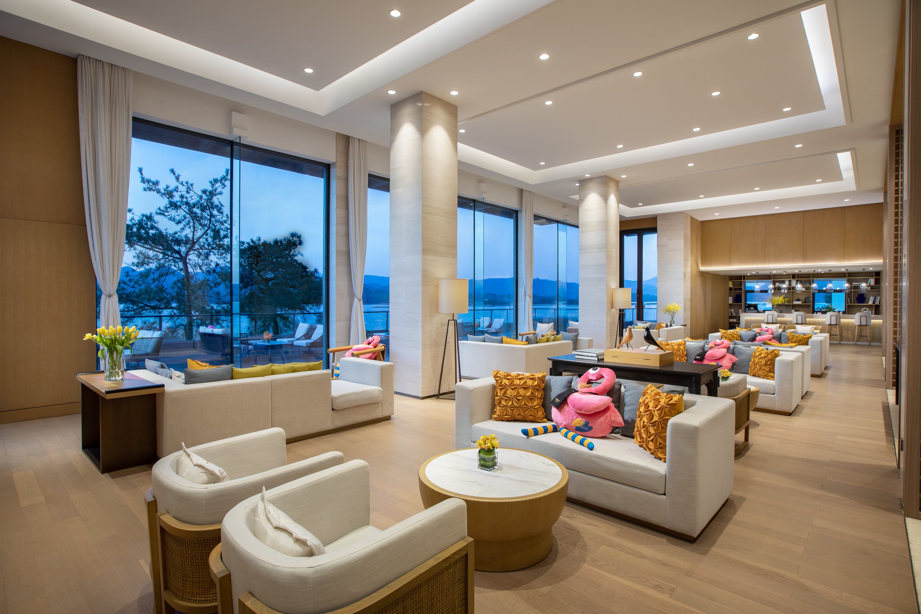 voco thousand island lake by ihg