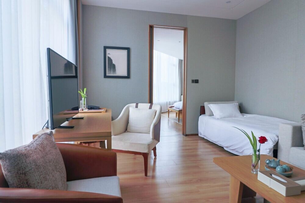 voco thousand island lake by ihg