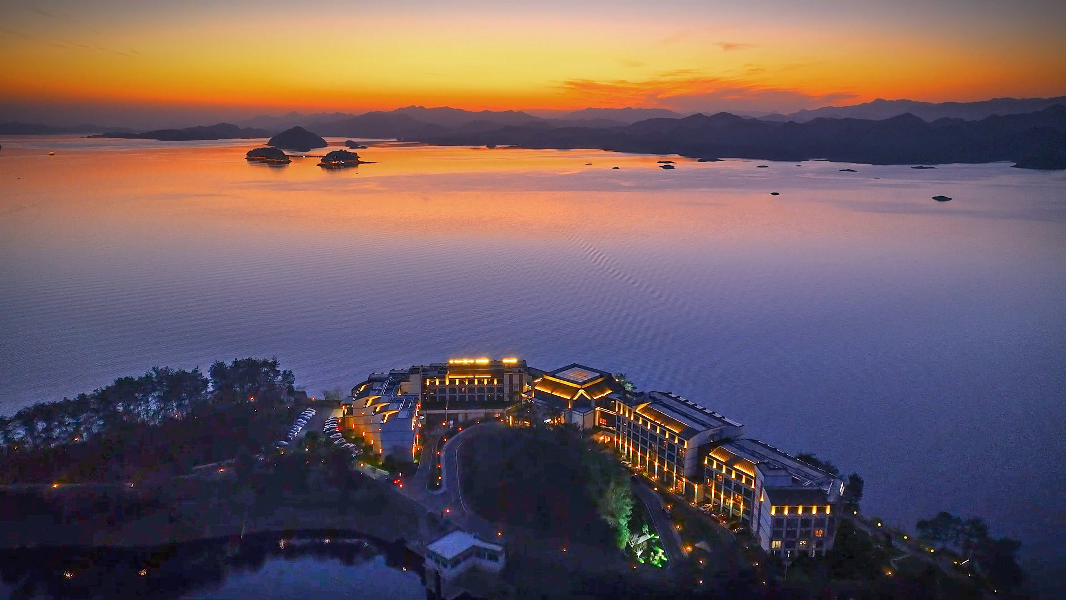 voco thousand island lake by ihg