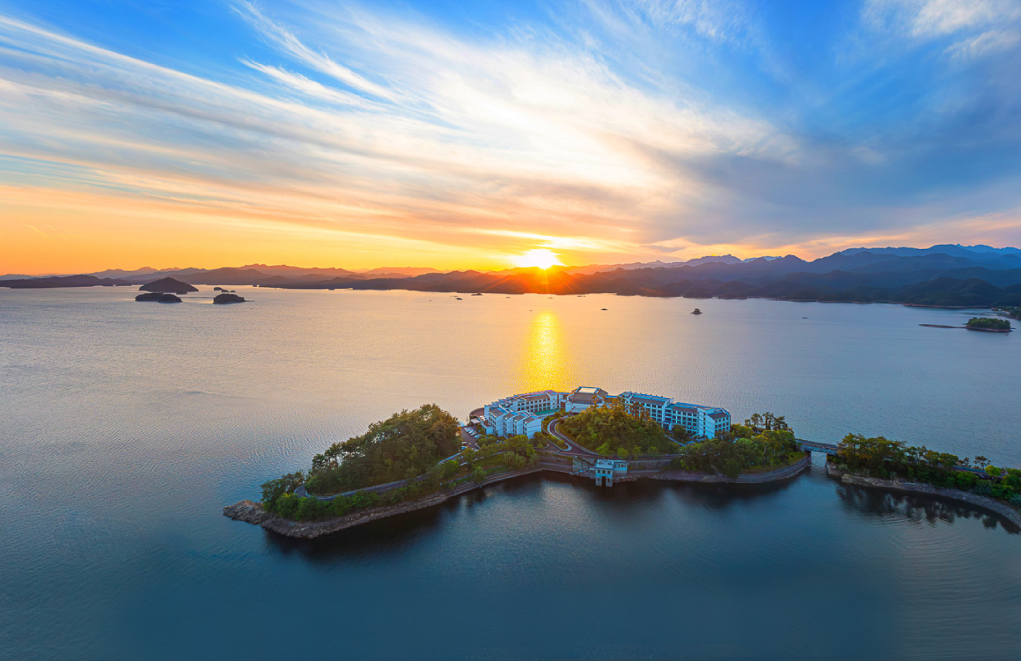 voco thousand island lake by ihg