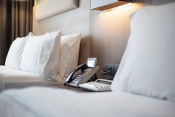 holiday inn express guadalajara expo