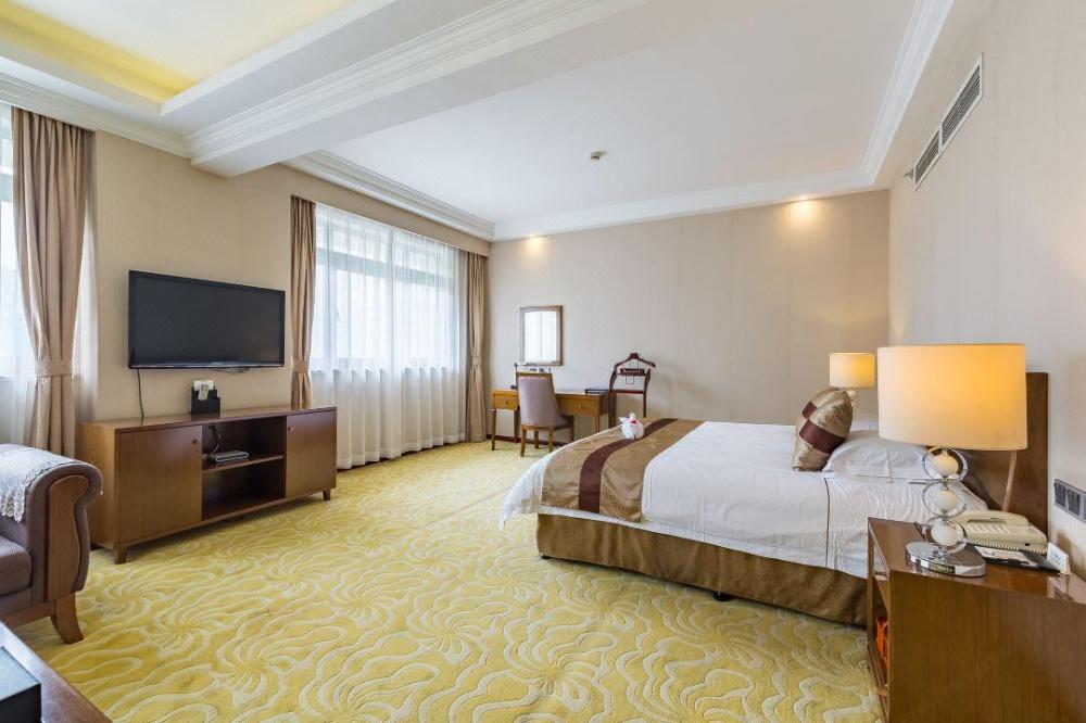 hongqiao yunfeng hotel