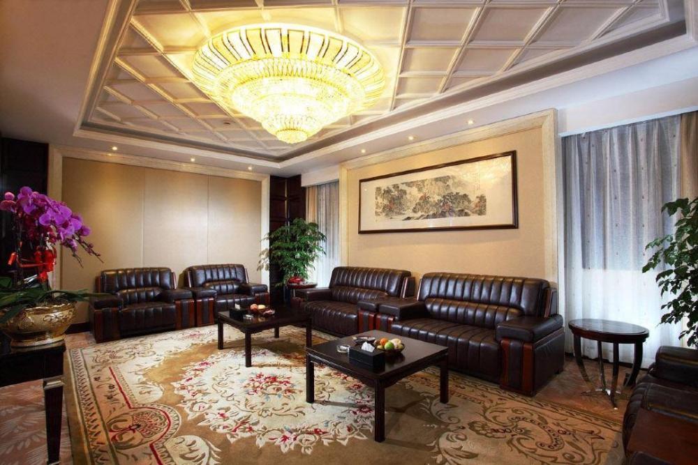 hongqiao yunfeng hotel