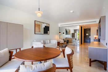 grand palladium kantenah resort and spa