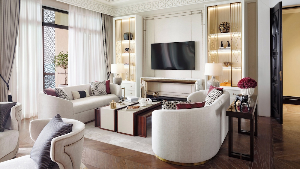 jumeirah mina al salam