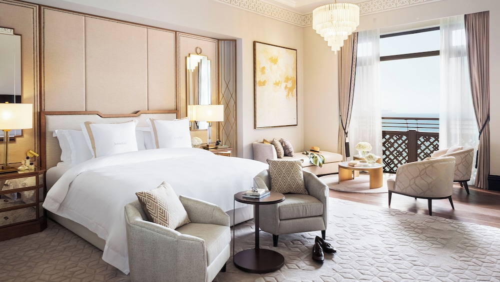 jumeirah mina al salam