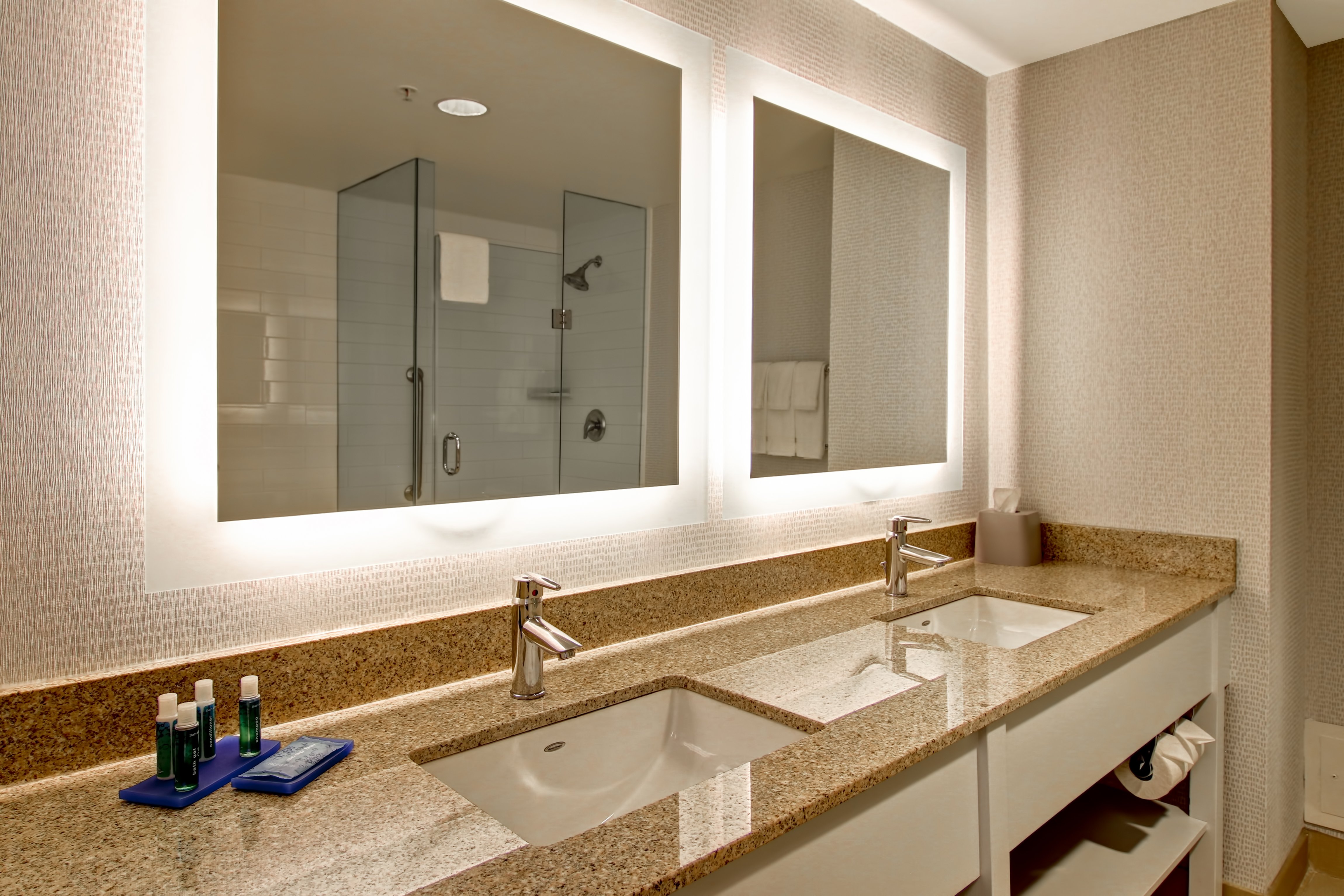 holiday inn express and suites toronto markham