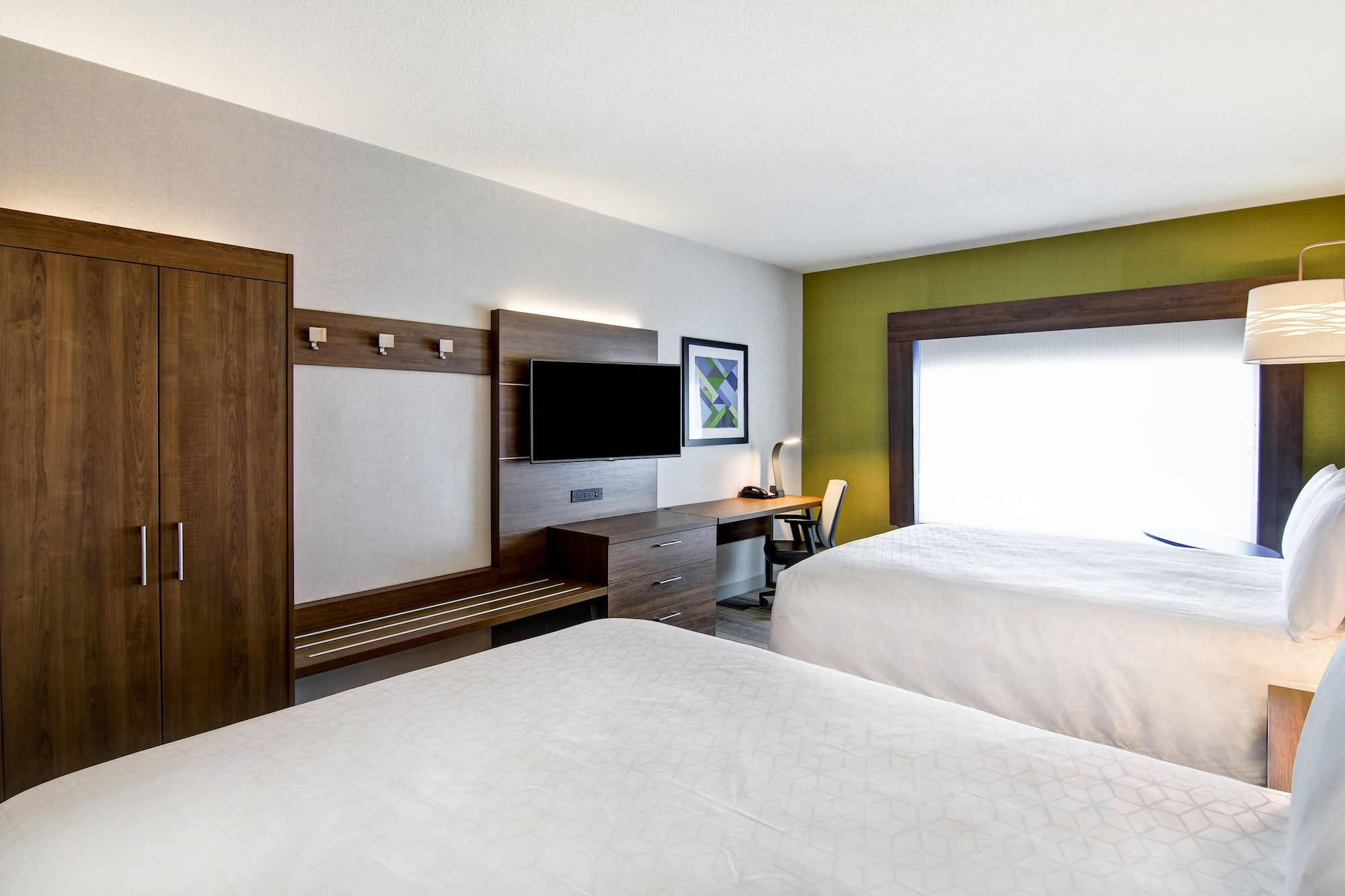 holiday inn express and suites toronto markham