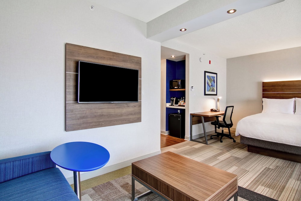 holiday inn express and suites toronto markham