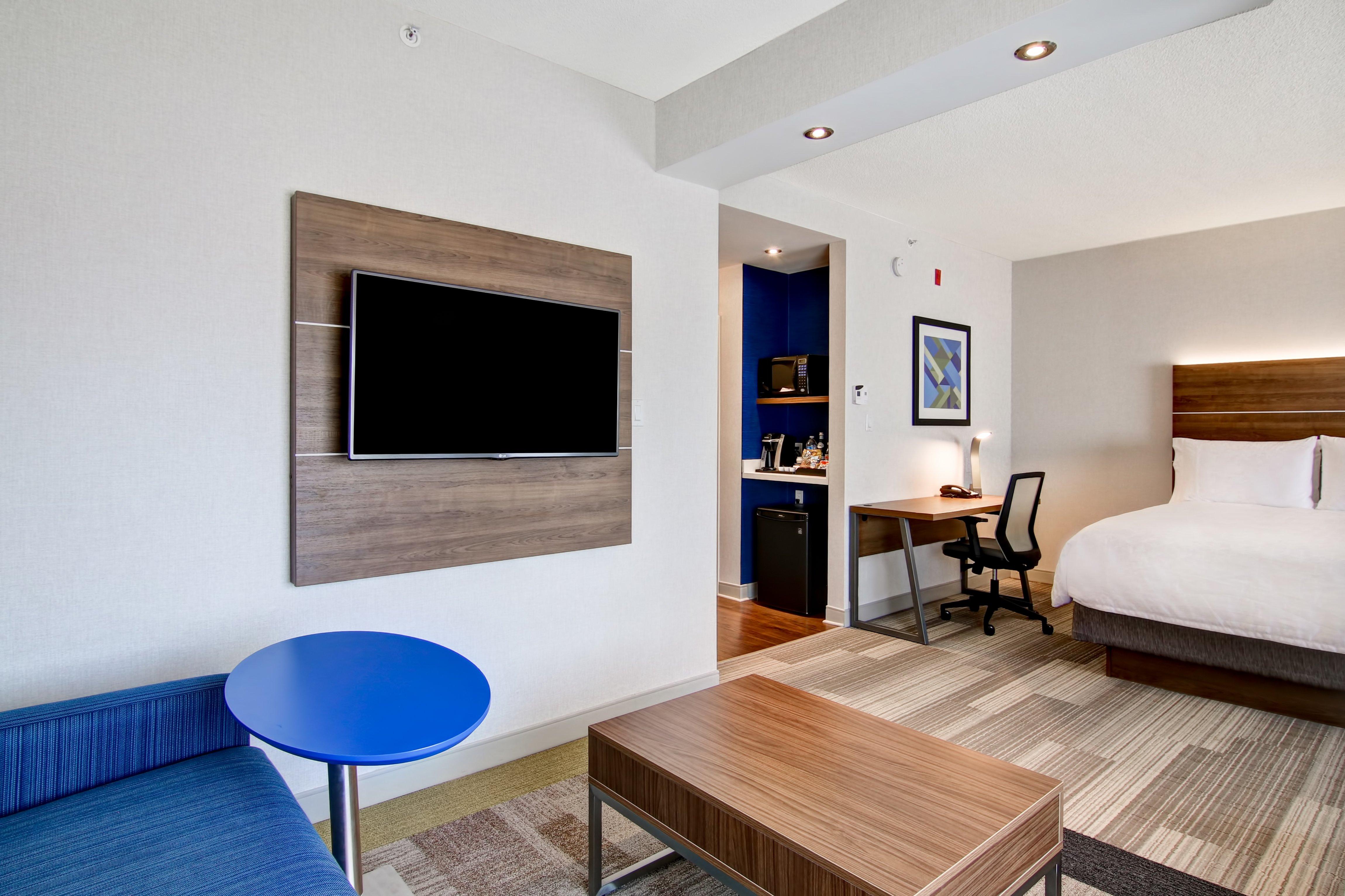 holiday inn express and suites toronto markham