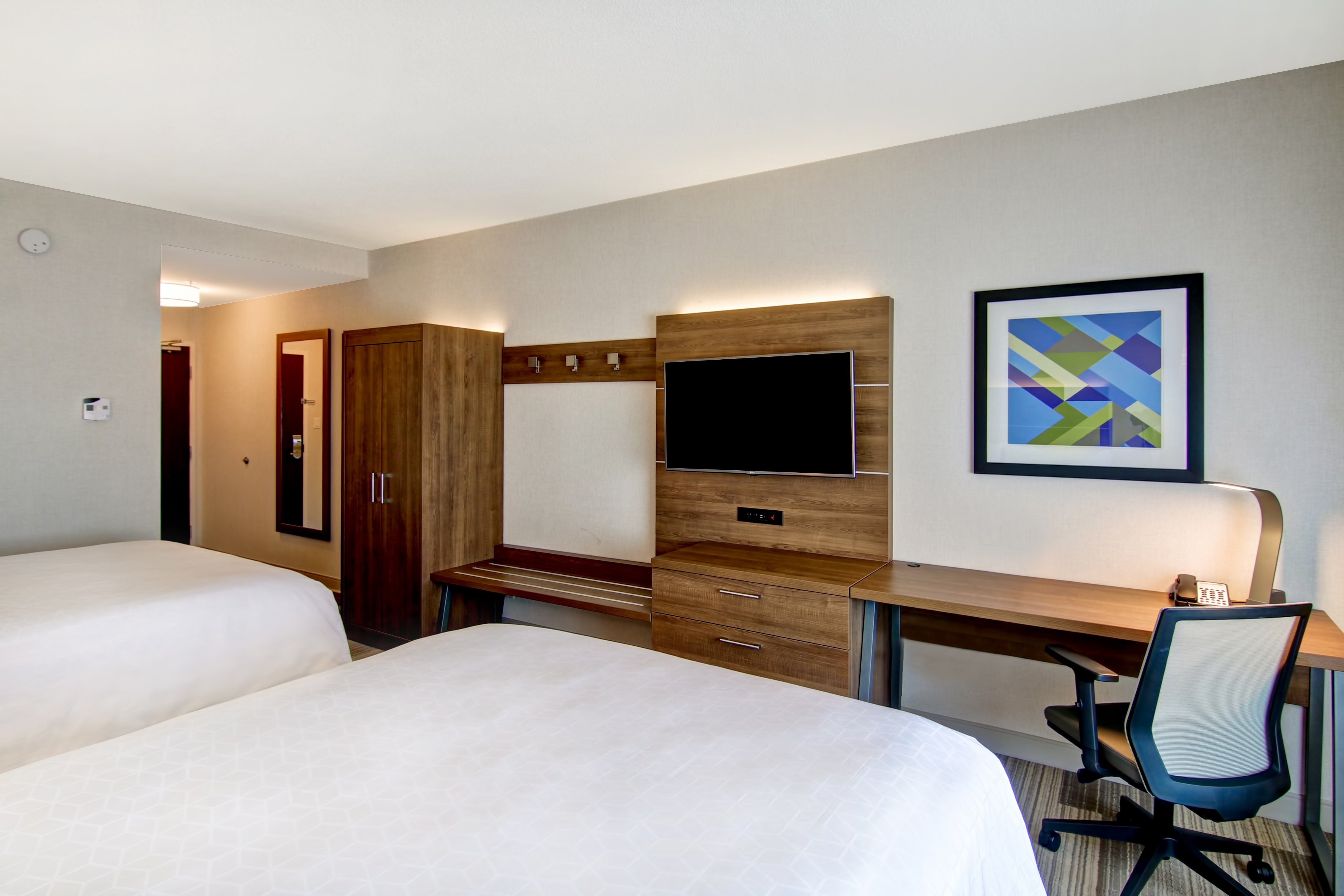 holiday inn express and suites toronto markham