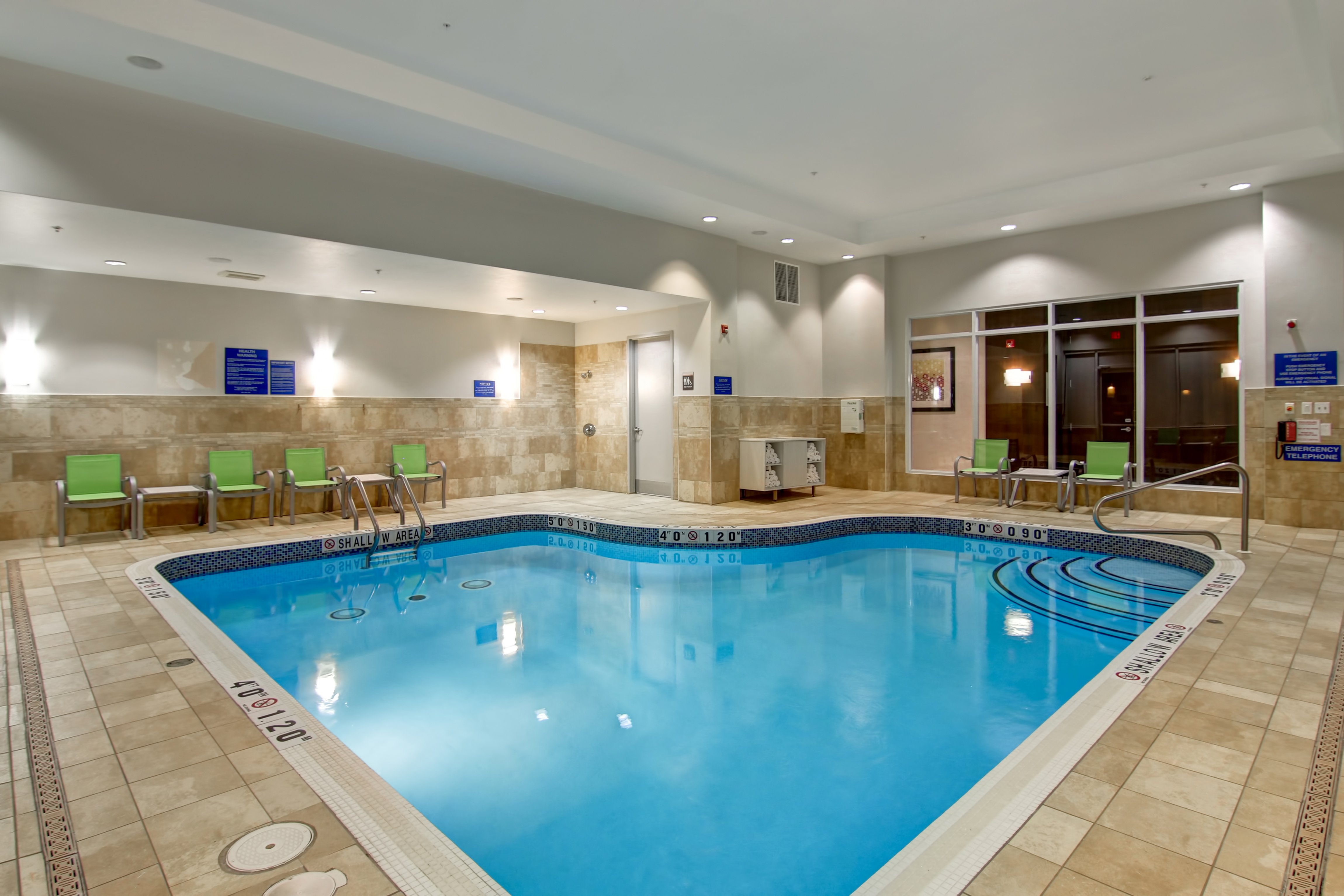 holiday inn express and suites toronto markham