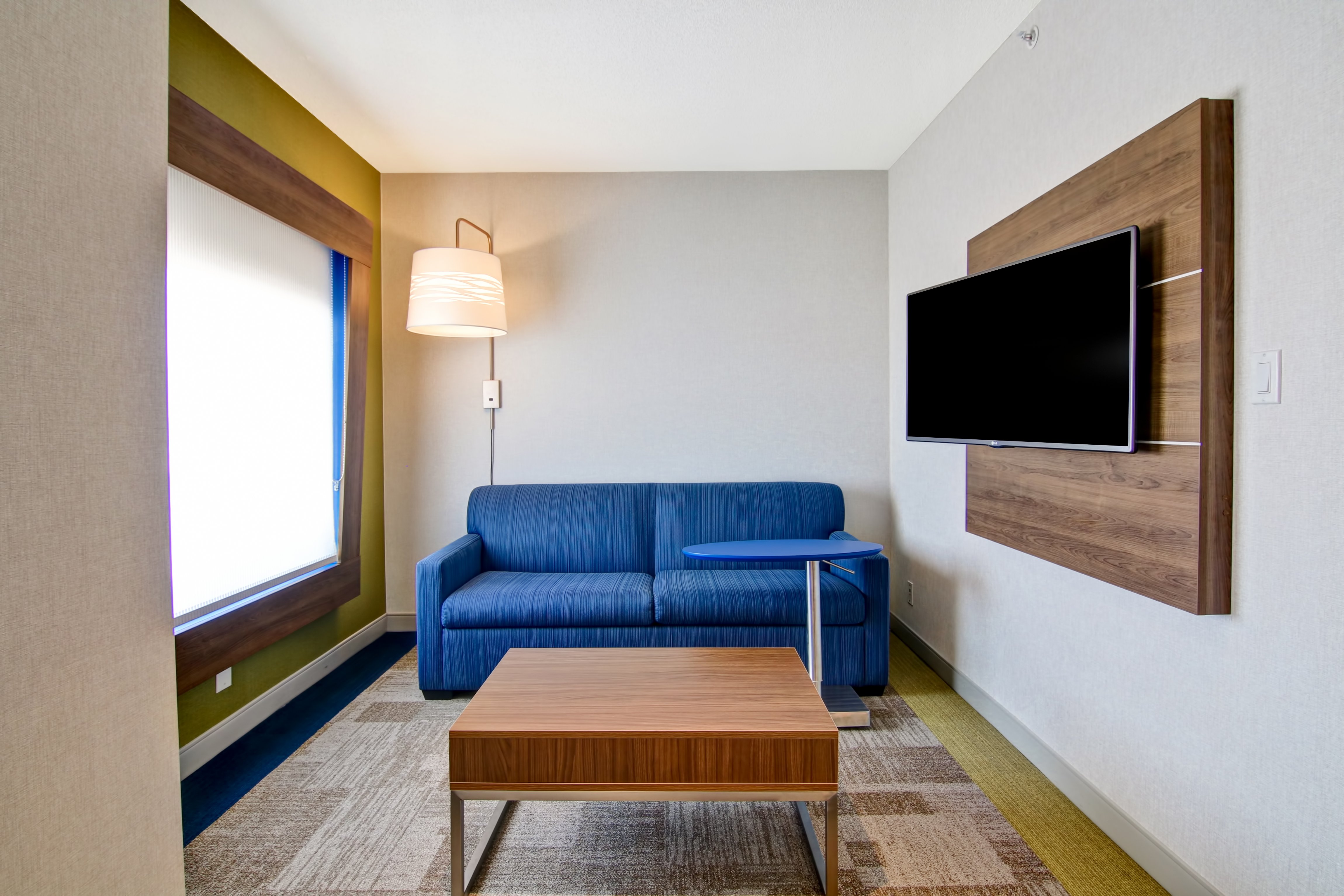 holiday inn express and suites toronto markham