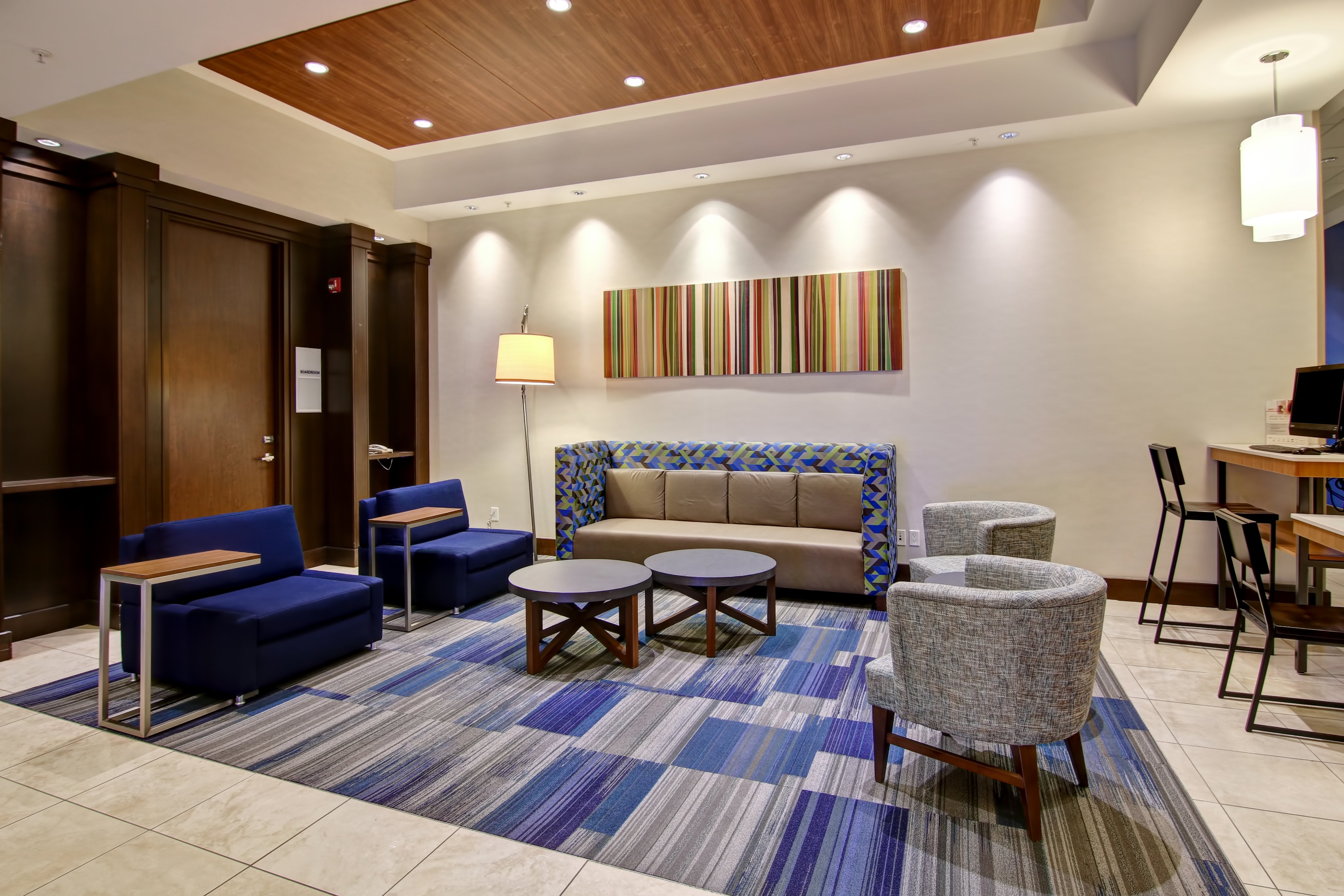 holiday inn express and suites toronto markham