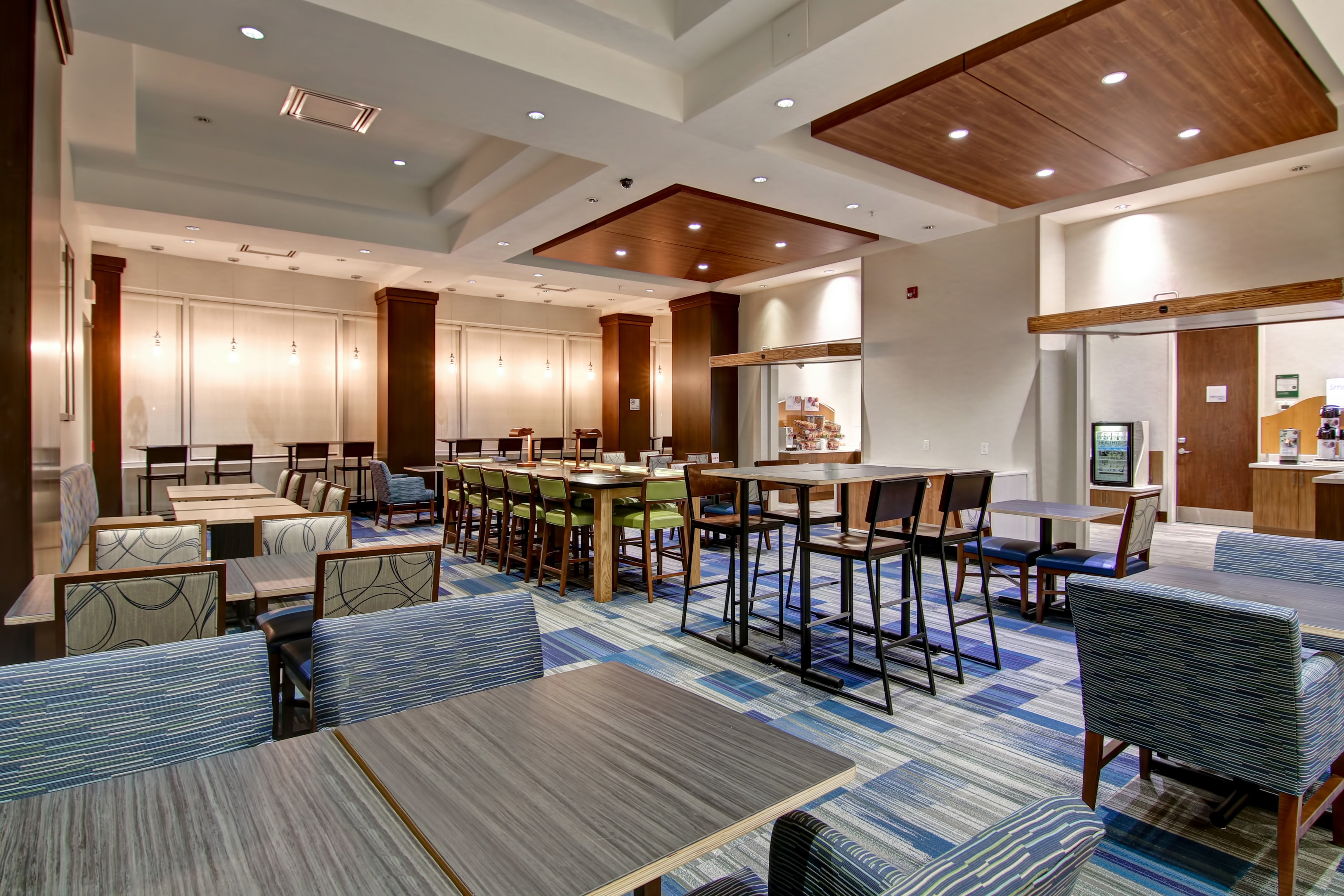 holiday inn express and suites toronto markham