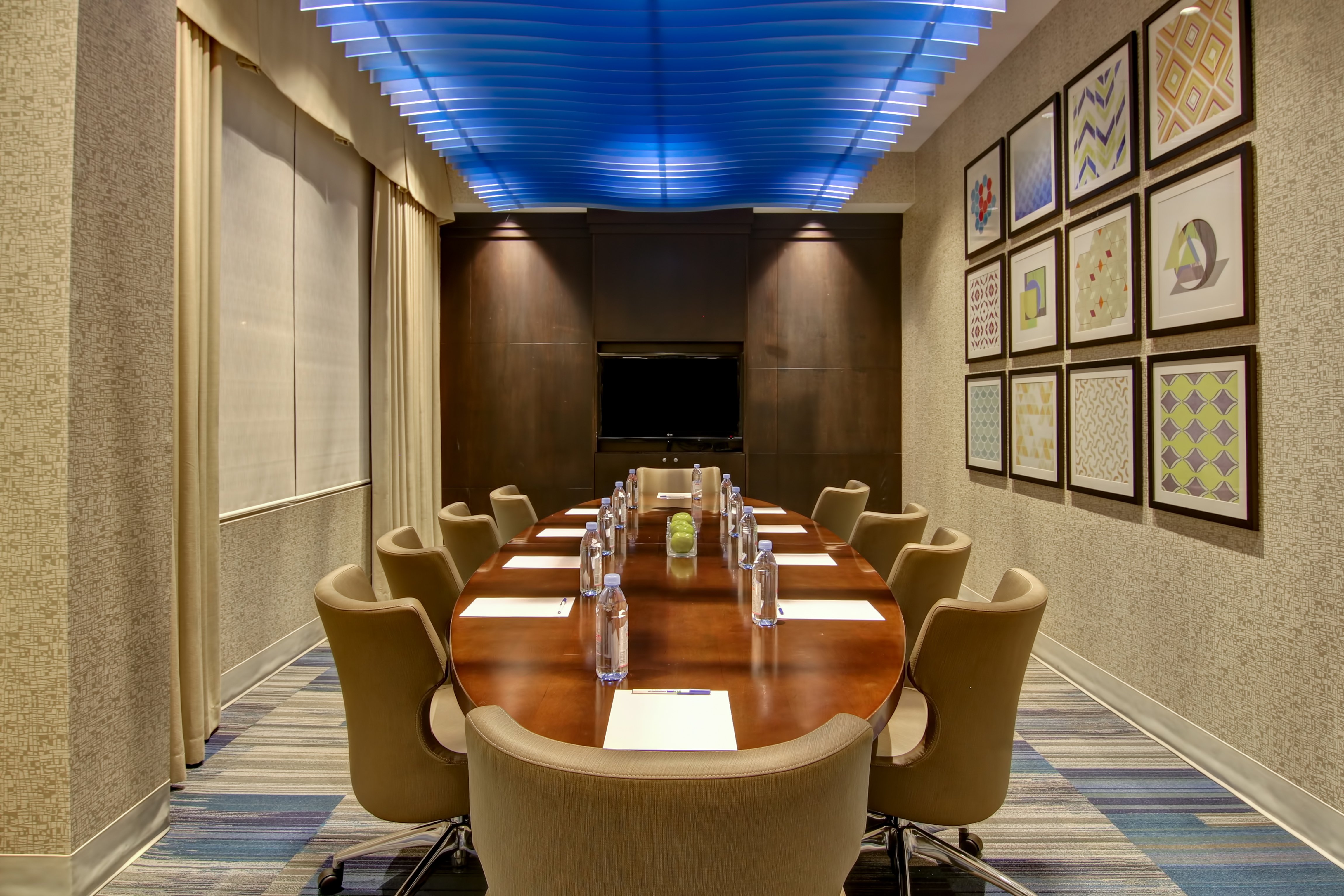 holiday inn express and suites toronto markham