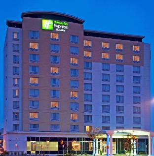 holiday inn express and suites toronto markham