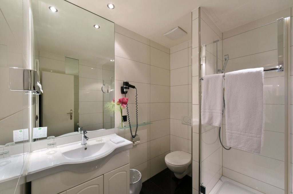 Hotel Engel,Basel>>Aarburg,3 star