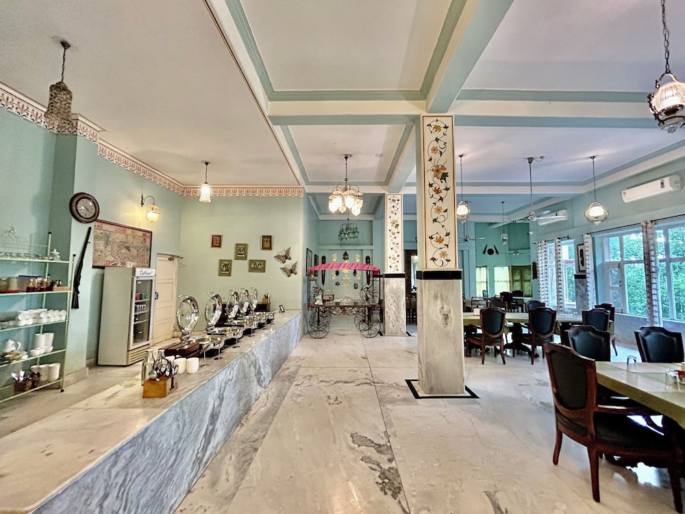 umaid palace an organic retreat