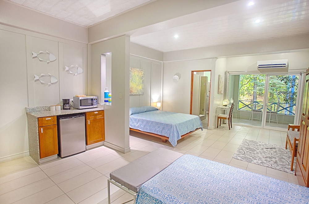 hotel plaza yara