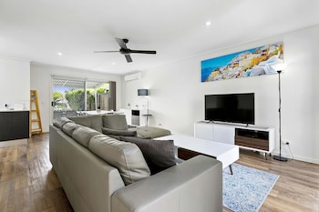 ramada encore by wyndham whale cove