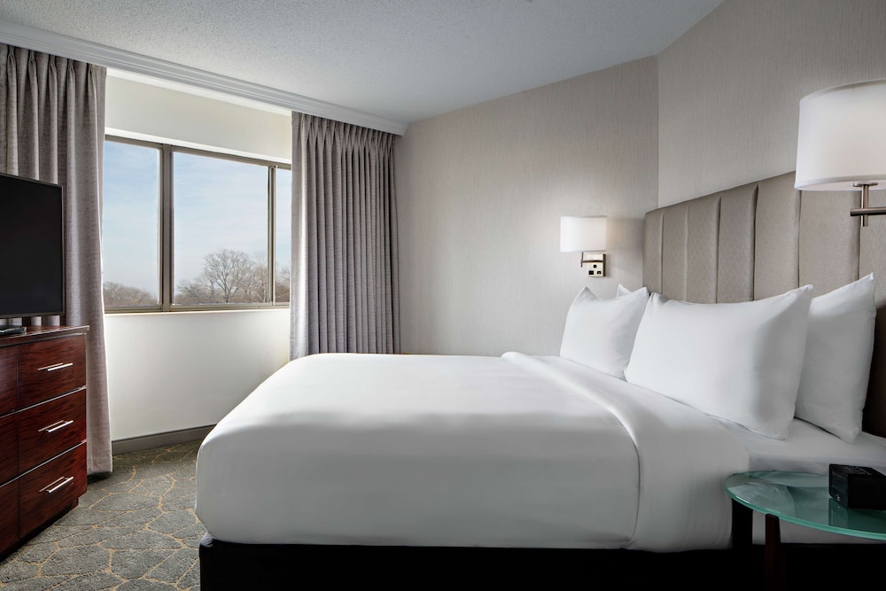doubletree by hilton fairfield hotel and suites