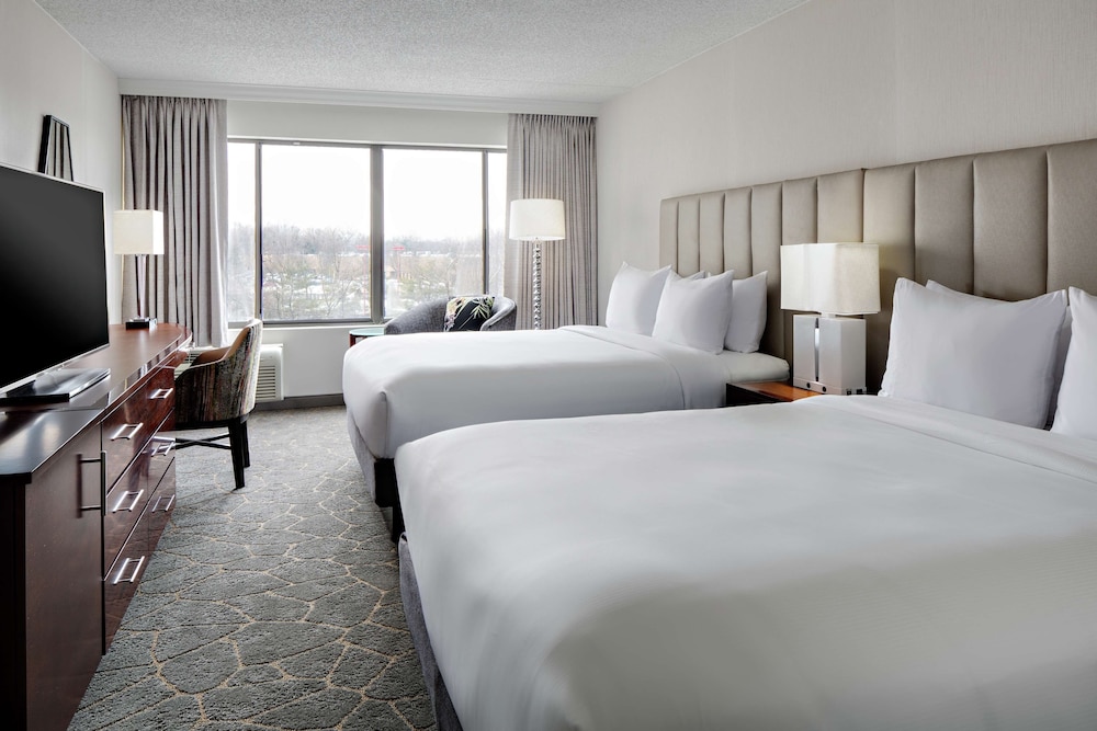 doubletree by hilton fairfield hotel and suites