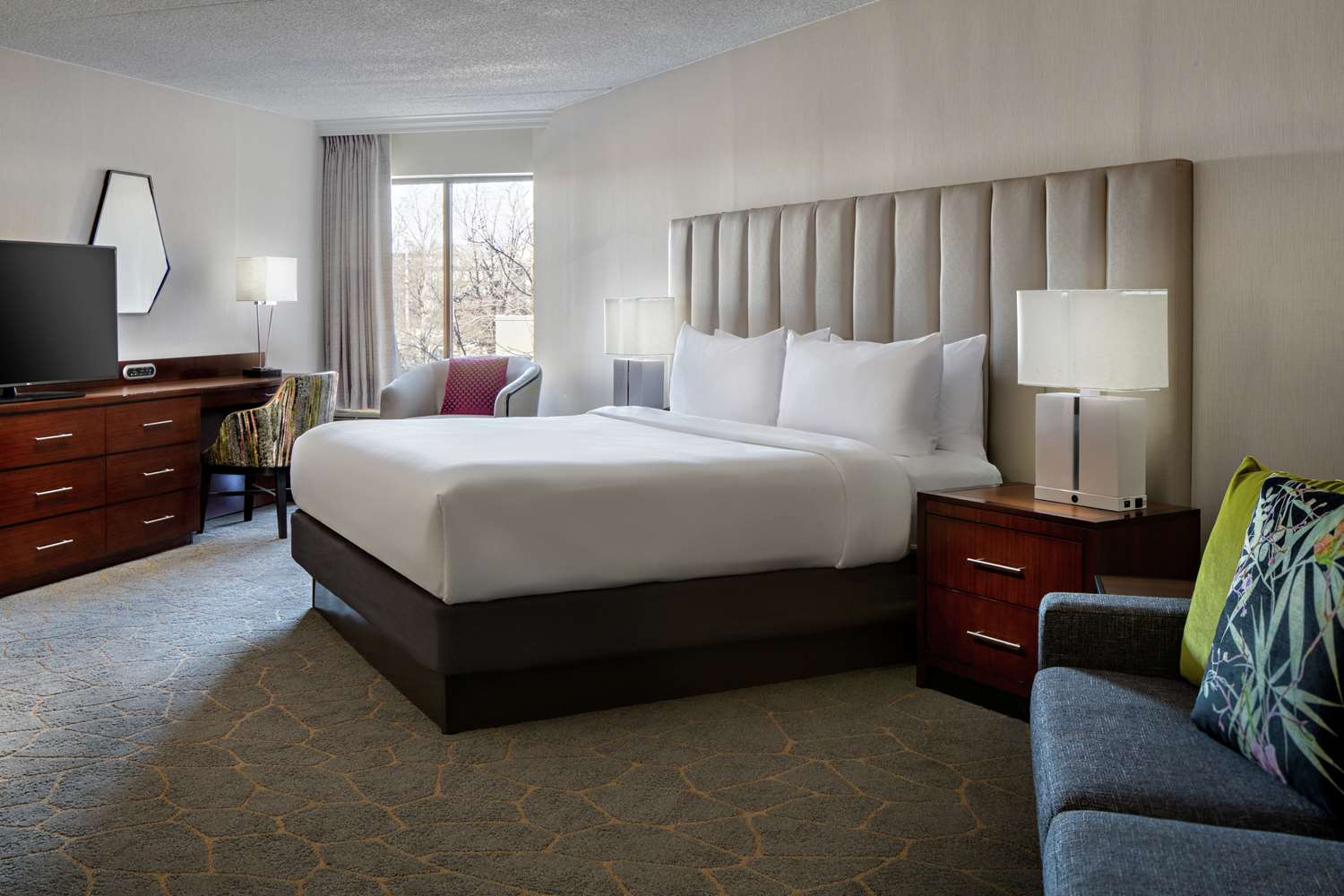 doubletree by hilton fairfield hotel and suites