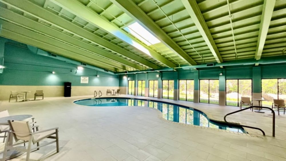 holiday inn express fall river north by ihg