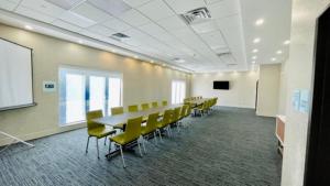 holiday inn express fall river north by ihg