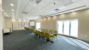 holiday inn express fall river north by ihg