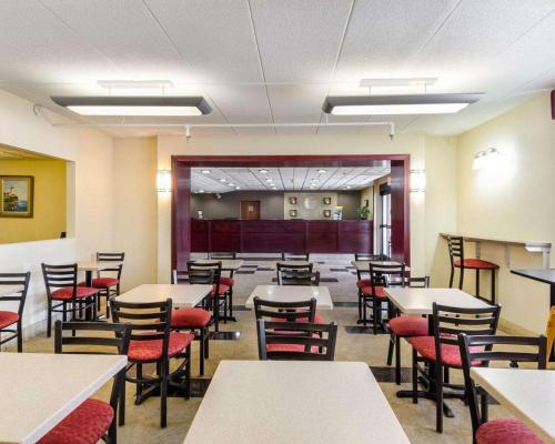 holiday inn express fall river north by ihg
