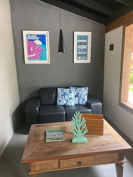 pousada tubes maresias