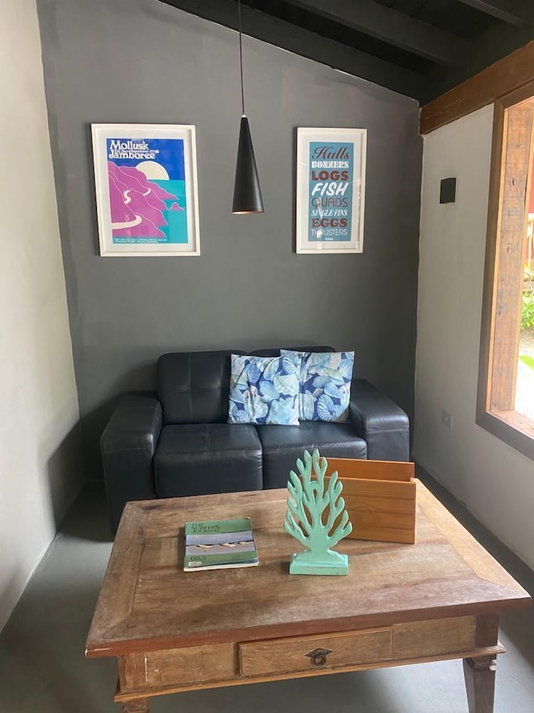 pousada tubes maresias