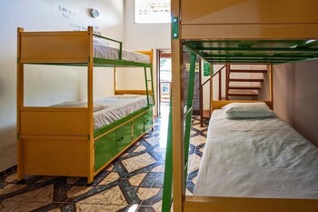 pousada tubes maresias