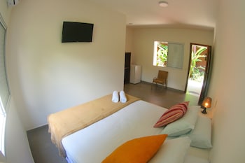 pousada tubes maresias