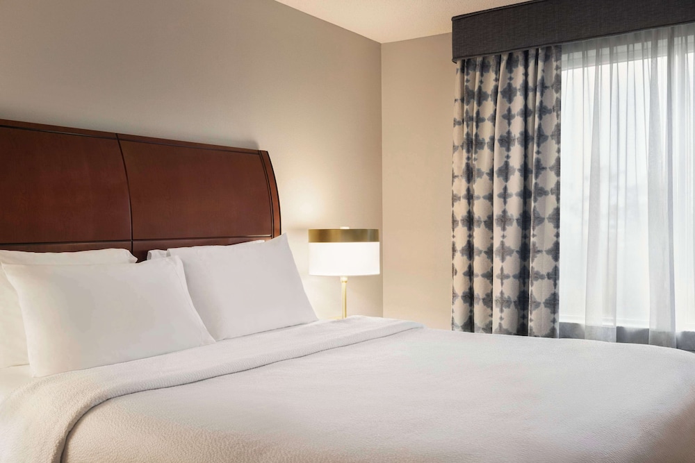 hilton garden inn fort myers airport fgcu