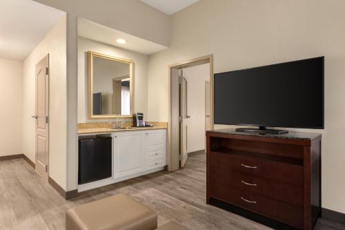 hilton garden inn fort myers airport fgcu