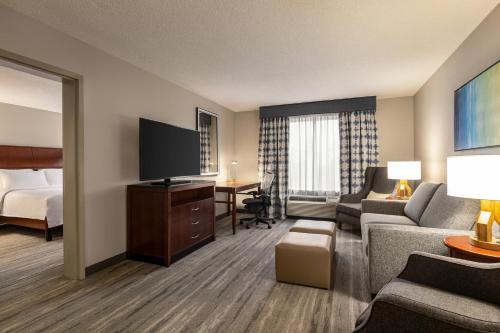 hilton garden inn fort myers airport fgcu