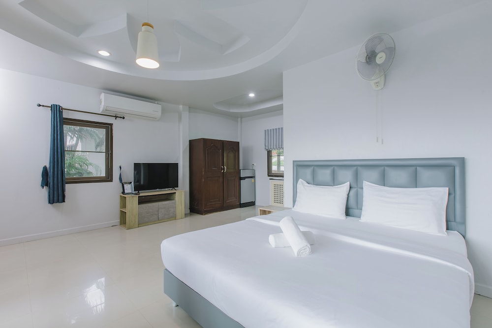 kata on sea by bgb villas and resorts