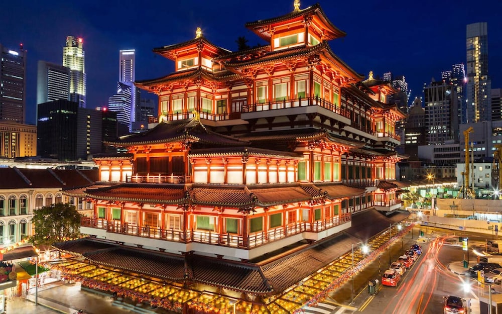 cube boutique capsule hotel chinatown