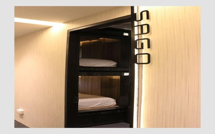 cube boutique capsule hotel chinatown